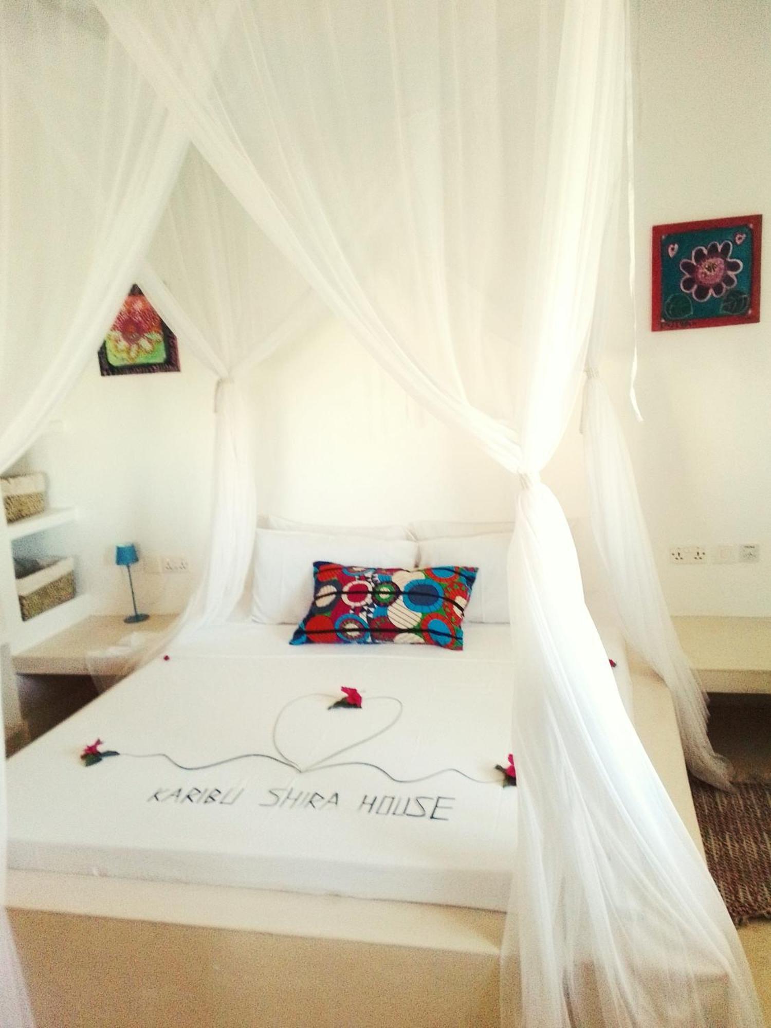 Bed and Breakfast Shira House Ватаму Экстерьер фото
