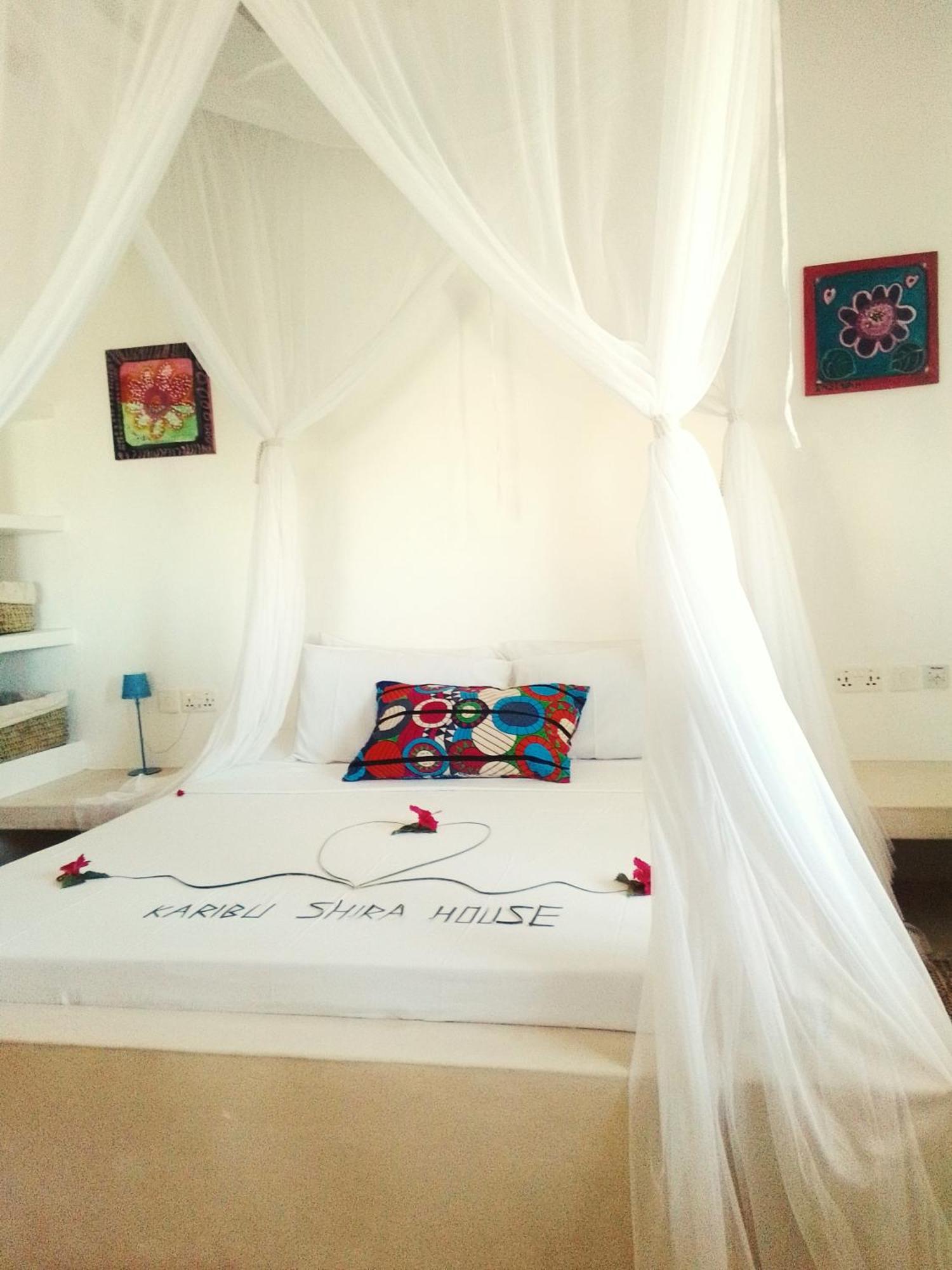 Bed and Breakfast Shira House Ватаму Экстерьер фото