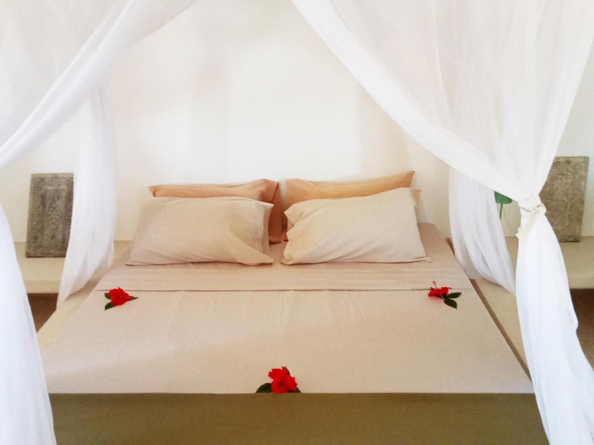 Bed and Breakfast Shira House Ватаму Экстерьер фото